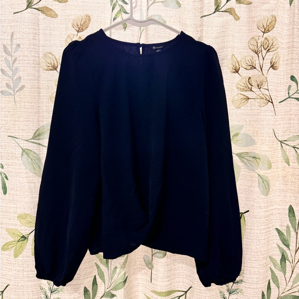 Versona Long Sleeve Dressy Top